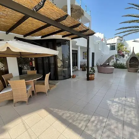 Villa Romantica Justo A La Playa De Sotavento